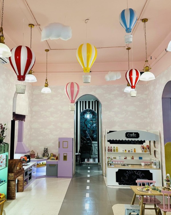 Doo Doo Premium Kids Cafe
