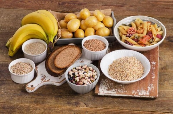 Gạo, khoai, ngũ cốc – nguồn glucid dồi dào cho bé 9 tháng