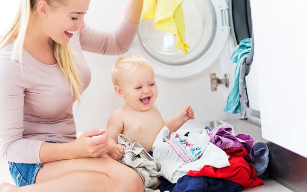 Lưu ý khi sử dụng nước giặt cho bé để tránh lây nhiễm vi khuẩn