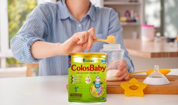Phân biệt sữa Colosbaby thật giả khi pha sữa