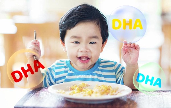 ColosBaby bổ sung DHA, choline và taurine cho bé lớn khỏe