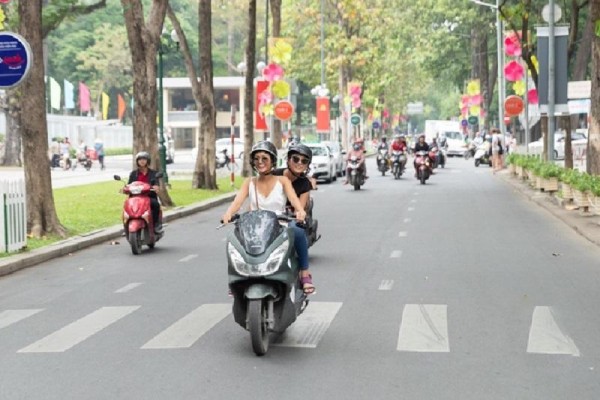 Vi vu khắp Hà Nội nhân dịp 2/9