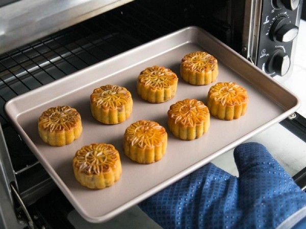 Nướng bánh trong lò