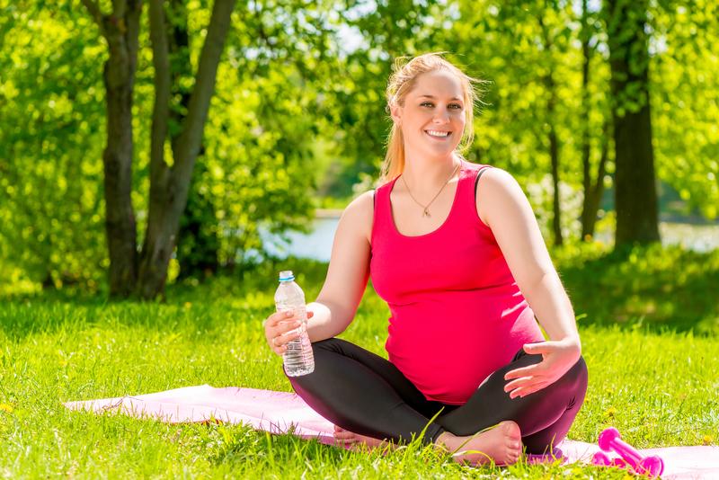 Mang thai 3 tháng đầu cần tránh một số tư thế yoga